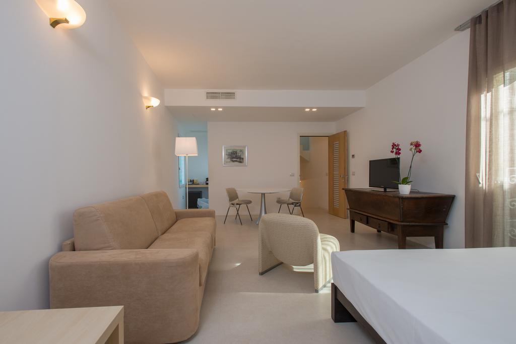 Le Bifore Charming House Lecce Luaran gambar