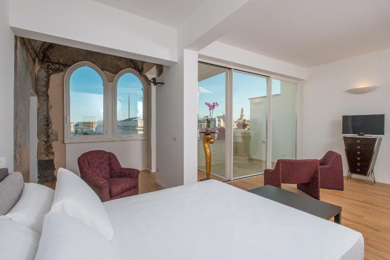 Le Bifore Charming House Lecce Luaran gambar