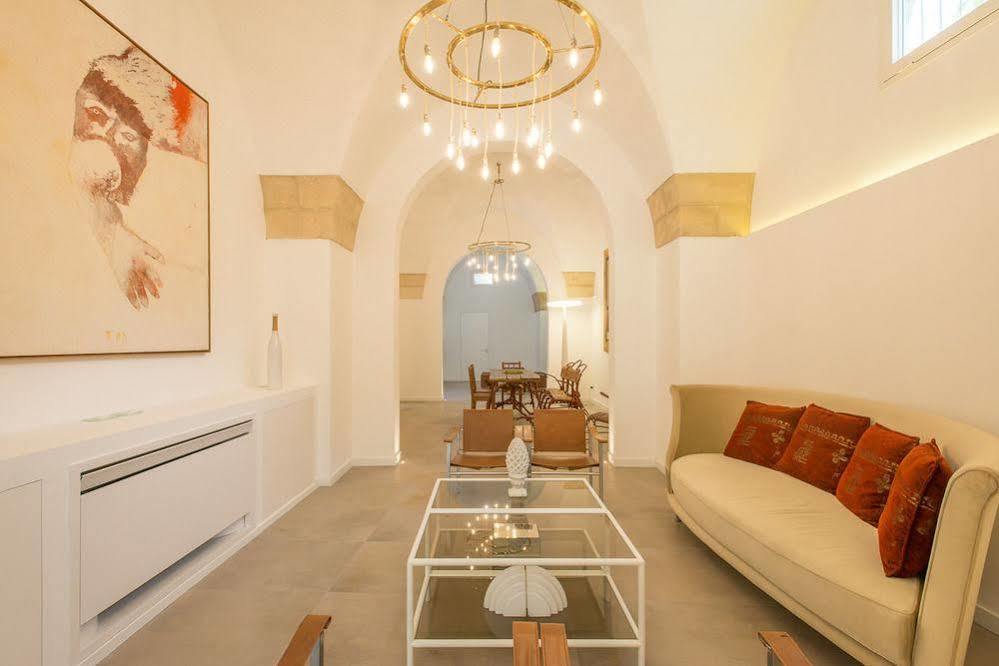 Le Bifore Charming House Lecce Luaran gambar