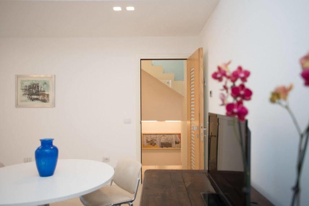 Le Bifore Charming House Lecce Luaran gambar