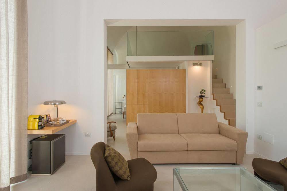 Le Bifore Charming House Lecce Luaran gambar